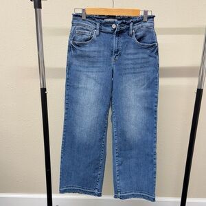 Risen Wide Leg Jeans